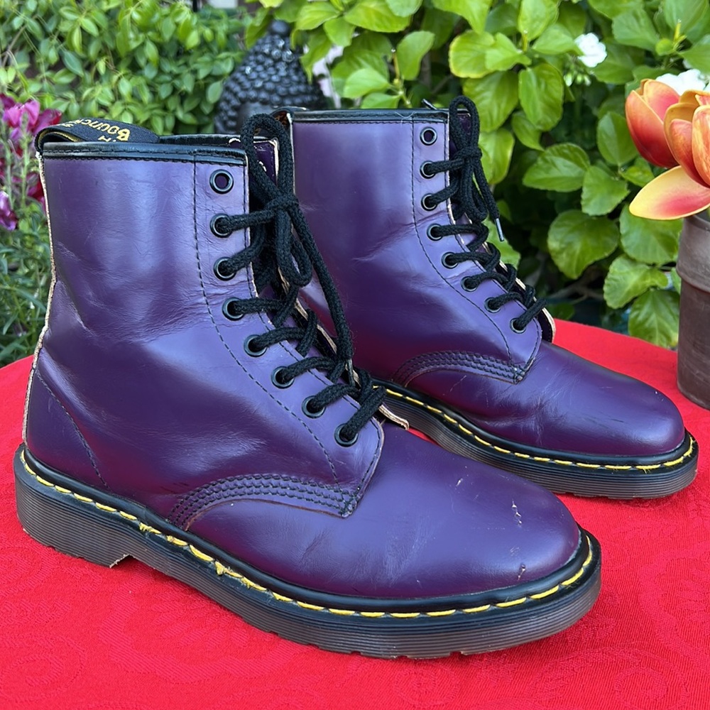 🏴 Dr. Martens MIE Vintage Purple Lace Up Combat Boots UK 7 - Picture 4 of 17
